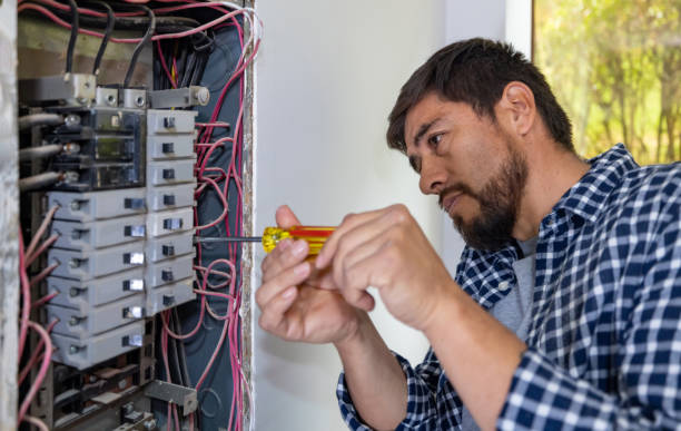 Best Local Electrician Companies  in Mayodan, NC